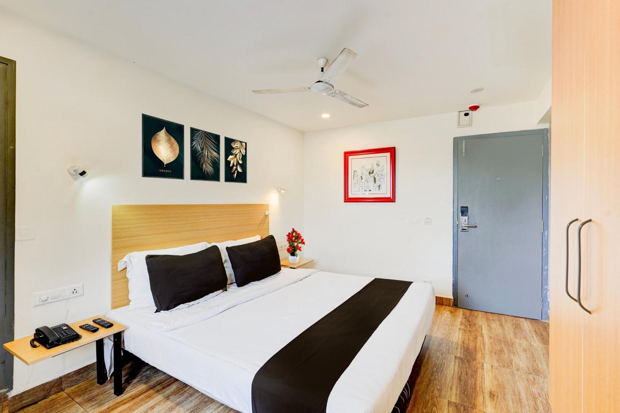 מלון Super Townhouse טירופאטי מראה חיצוני תמונה