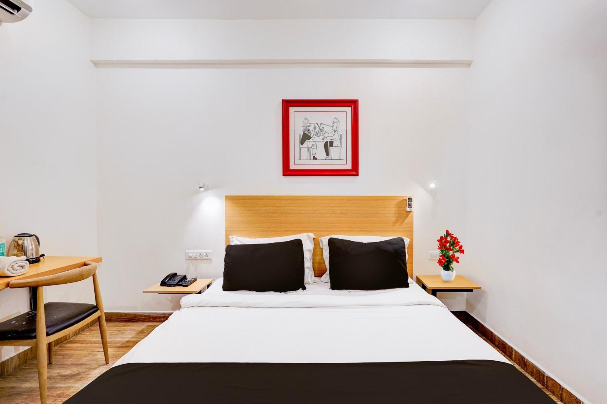 מלון Super Townhouse טירופאטי מראה חיצוני תמונה